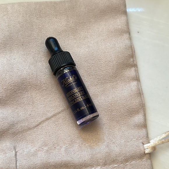 Kiehl’s Midnight Recovery Concentrate - Picture 2 of 3